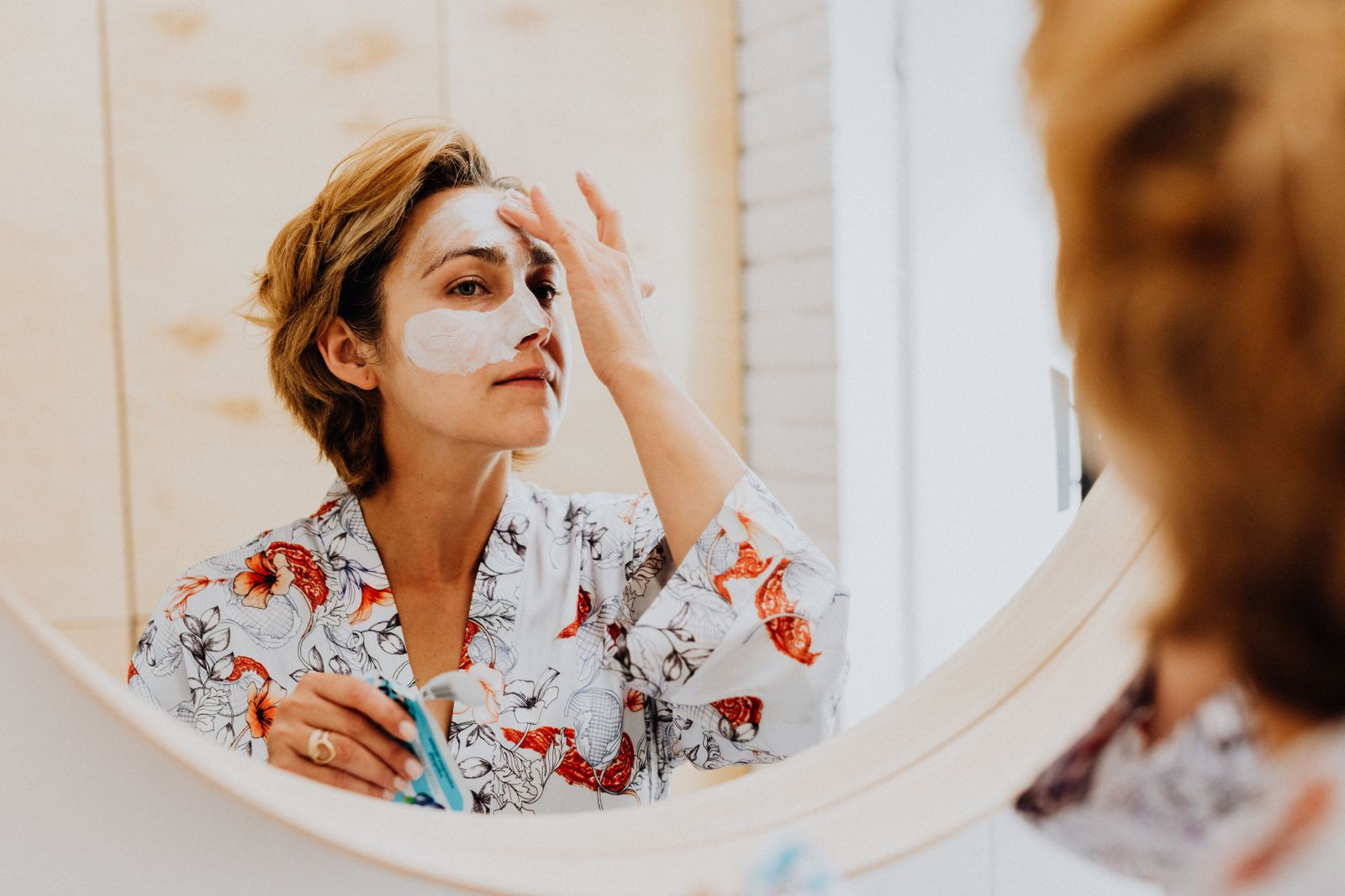 Beauty & Wellness: wide still